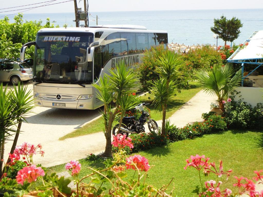 Mirto Beach Hotel & Restaurant ปาราเลีย วราชู ภายนอก รูปภาพ